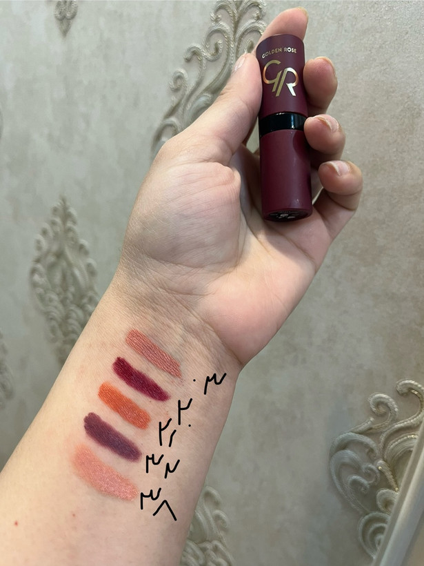 رژ جامد ولوت گلدن رز Velvet Matte lipstick Golden Rose/ حجم 4/2 گرم